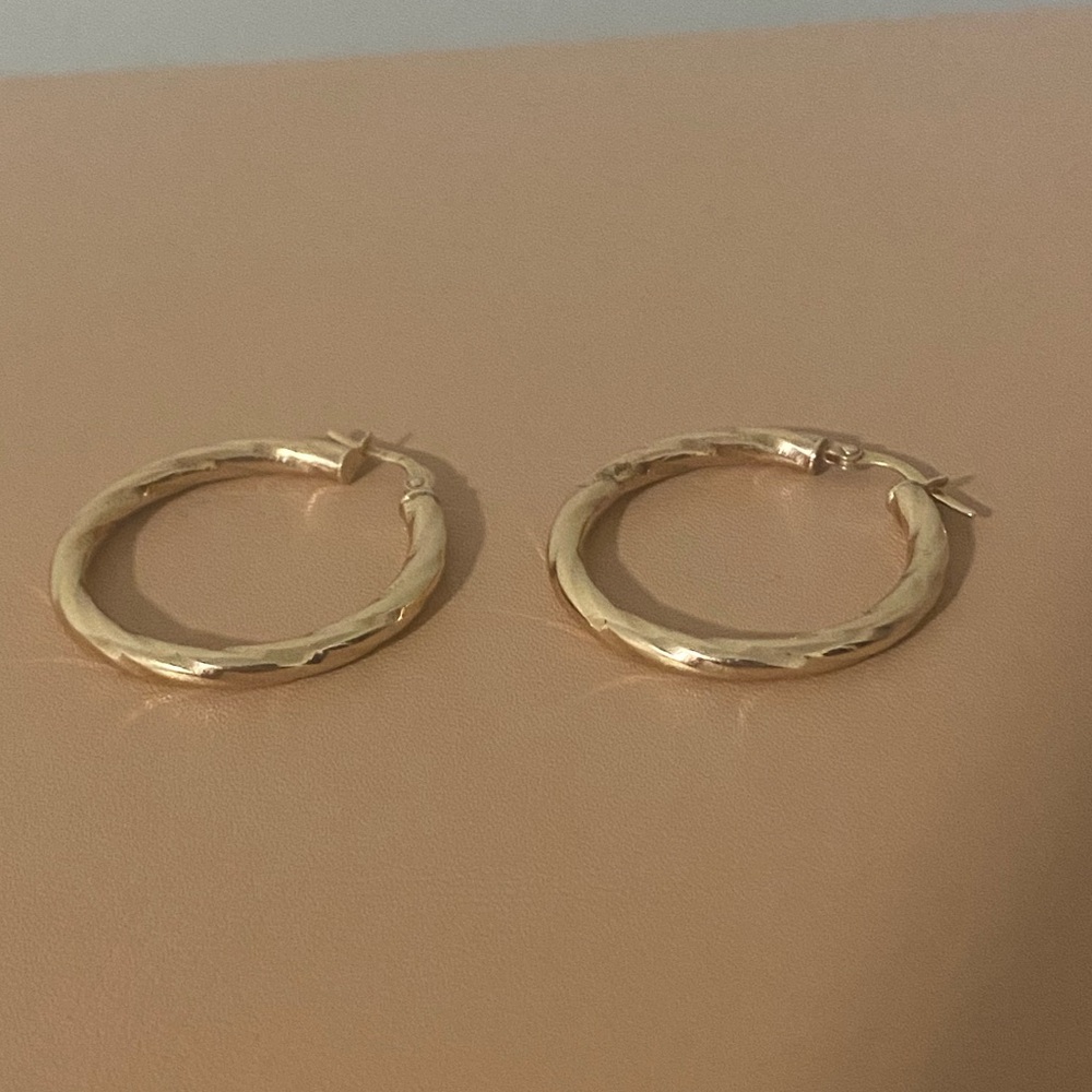 Oradina Goddess Midi Oval Hoops - Picture 3 of 5